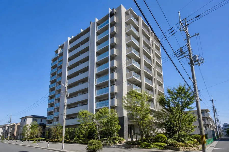 住宅地のマンション